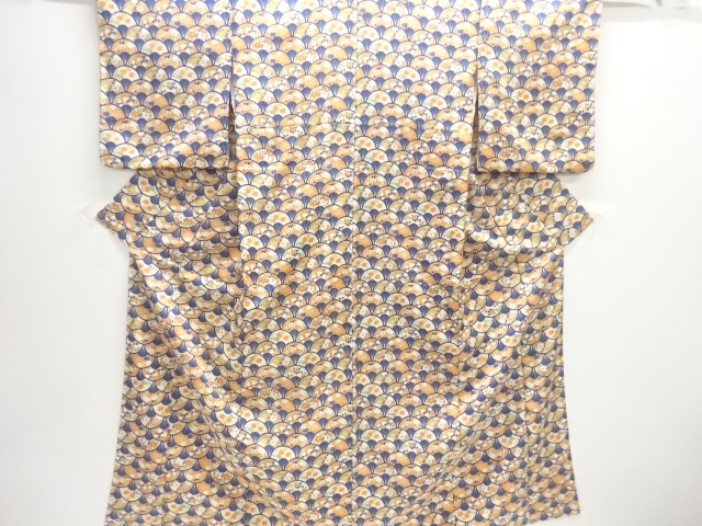 扇青海波に草花模様小紋着物